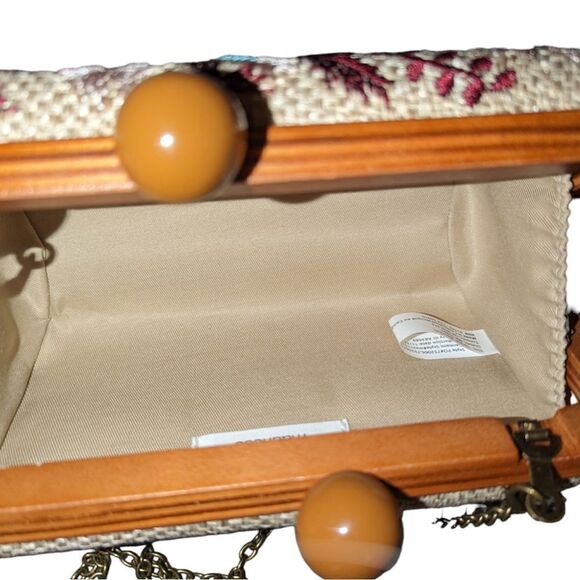 Maurice's embroidered floral and wood clutch bag - Picture 3 of 8